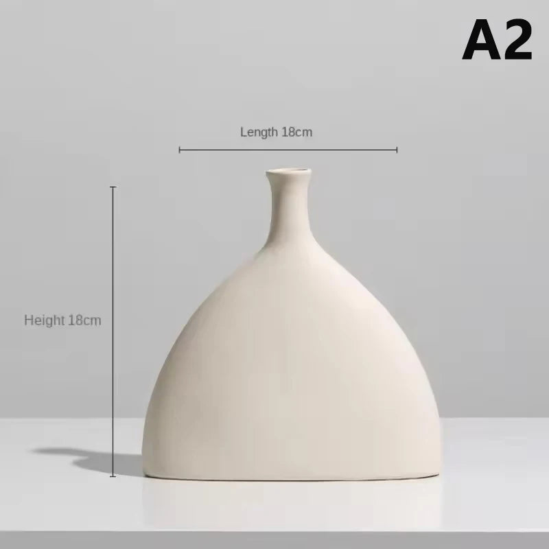 Ceramic Art Vase – Elegant Decorative Accen